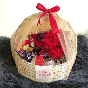 HAMPER FOR HER