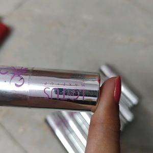 7 Lotus Lipsticks In Price Of 1