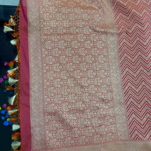 Rani Pink Banarasi Saree With Blouse