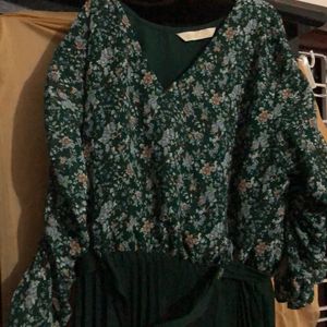 Western Green Colour Gown