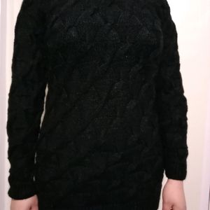 HAND KNITTED BLACK SWEATER