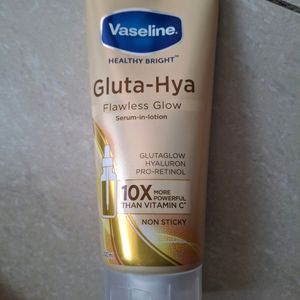 VASELINE GLUTA HYA