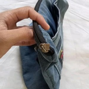 Jeans Pouch