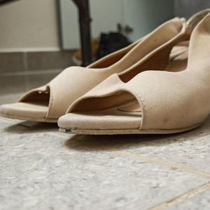 Wedges Nude Color