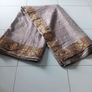 Borderline Saree With Stylish Blouse