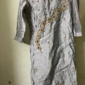 Grey Kurta With Golden Work