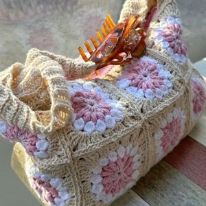 Crochet Flower Shoulder Bag