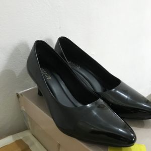 Formal Black Heel