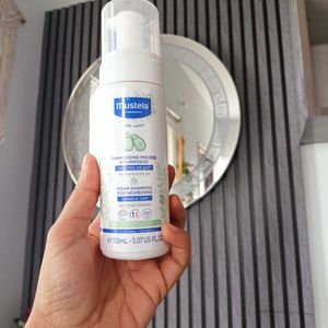 Mustela Foam Shampoo Newbirn