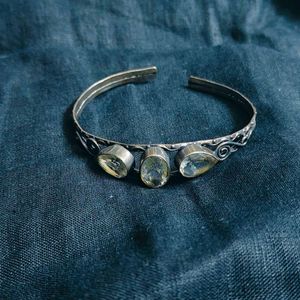 92.5 Quartz Cuff