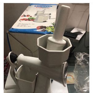 New Unused Fruit Juicer