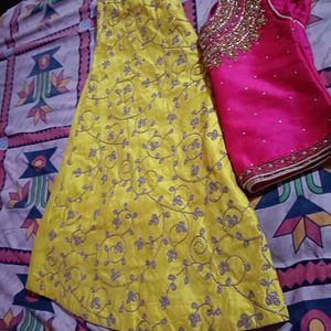 It Is Lehnga Choli Only