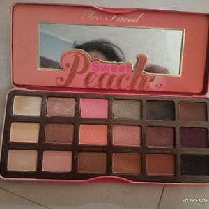 eyeshadow pallette