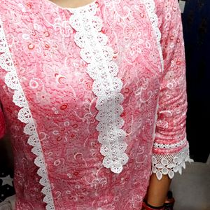 Pakistani Laces Work Kurti💕