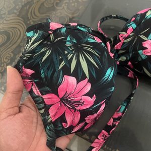 HEAVY CUP BRA FOR VACAY