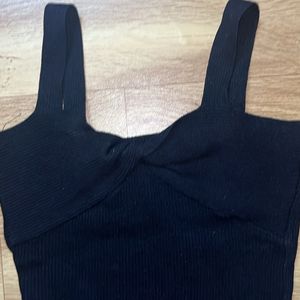 WOMEN BLACK CROP TOP