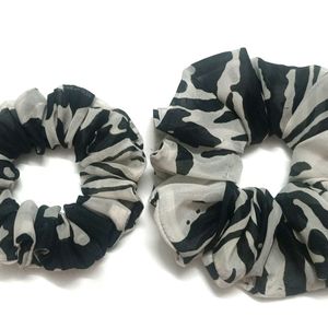 2 Scrunchies, Large And Medium Black White