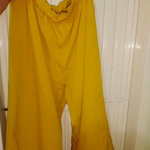 Pretty Yellow Trousers