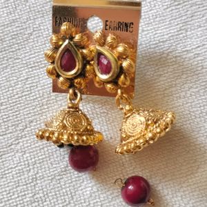 Jewellery Neckpiece With Earrings