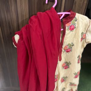 New Soch Kurti&salwar Cream And Red Color