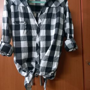 Black&white Checked Shirt (XXL size)