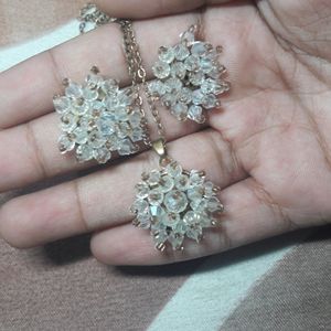 Pendant Earing Set