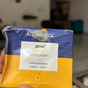 Aqualogica  Glow + hydra Gel Moisturiser