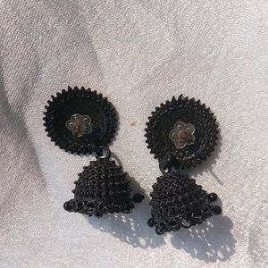 Black Jhumka