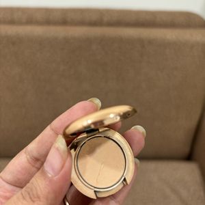 Charlotte Tilbury Flawless Finish Compact