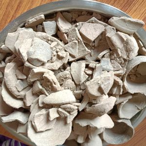 Earthy Clays From Dzire Mud