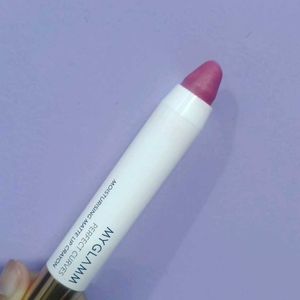 Myglamm Perfect Curves Lip Crayon