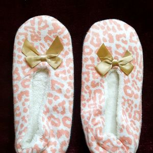 Peach And White Warm Slippers For Winters