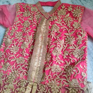 Lahenga/ Ethnic Gowns