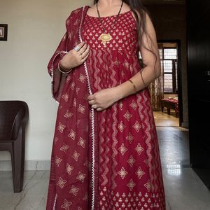 Beautiful Red Golden Kurta For Festivals Sleeveles