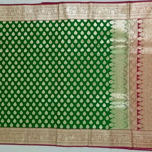 Banarasi Two Tone Handloom Woven Saree