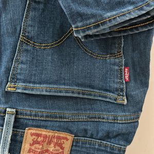 Levis Skinny Blue Jeans