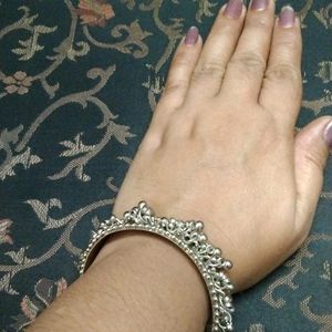 Mujhe Is Type Ke Jewellery bilkul  Suit Nehi Kart