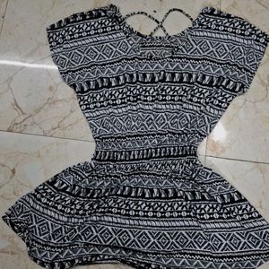 Black&white Fabulous Top For Girl's And Woman's