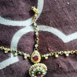 Mangtika Set, Earings