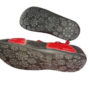 Womens Chappal 5no.