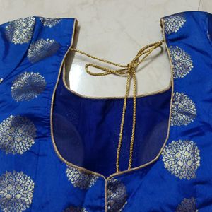 Blue Silk Stiched Blouse Padded Size: 30"/32"/34