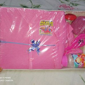 New Born Baby Suit (Gift Box)