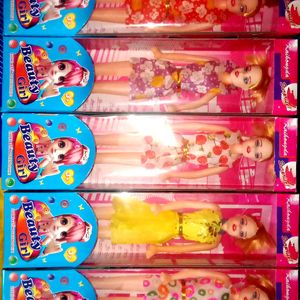 5 Different Dress Barbie Doll