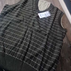 Beautiful New Men Sweater