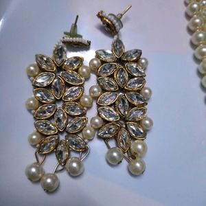 Jewellery Set (White Colour)