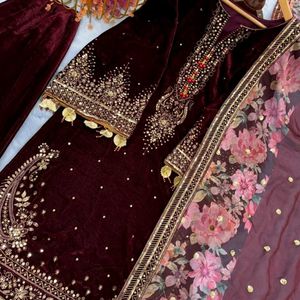 New Standard Pakistani Poshaq Dresses Beautiful Dr