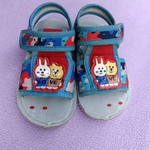 A Set Of Baby Dungri Nd Matching Footwear