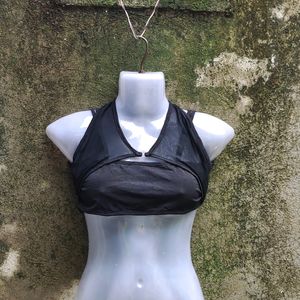 5U. SHEIN SEXY CROP TOP