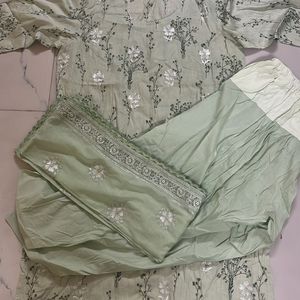 Pakistani Shalwar Kaamez