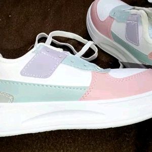 Branded Multicolour Casual Women Shoes 👟👟